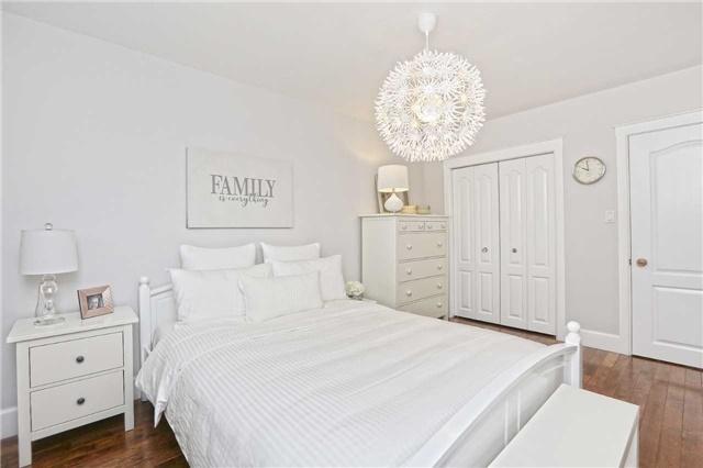 24 Horwood Dr, House detached with 3 bedrooms, 2 bathrooms and 3 parking in Brampton ON | Image 11