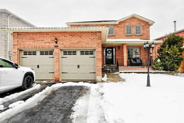 828 Leslie Valley Dr, House detached with 3 bedrooms, 3 bathrooms and 4 parking in Newmarket ON | Image 1