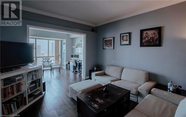 3115 - 25 The Esplanade, House attached with 2 bedrooms, 1 bathrooms and null parking in Toronto ON | Image 20