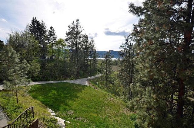 1021 Old Main Road, House detached with 4 bedrooms, 3 bathrooms and 7 parking in Okanagan Similkameen E BC | Image 10