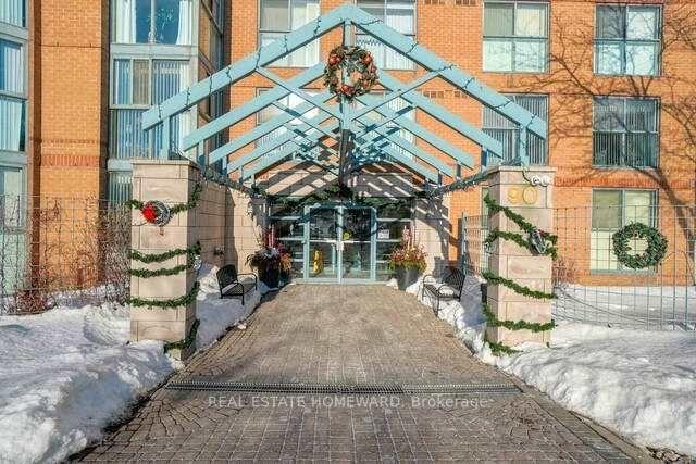 609 - 90 Dale Ave S, Condo with 2 bedrooms, 2 bathrooms and 1 parking in Toronto ON | Image 12