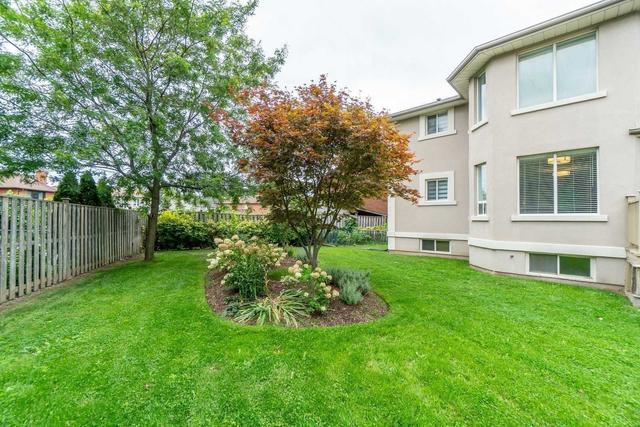 1918 Unicorn Crt, House detached with 4 bedrooms, 4 bathrooms and 6 parking in Mississauga ON | Image 32