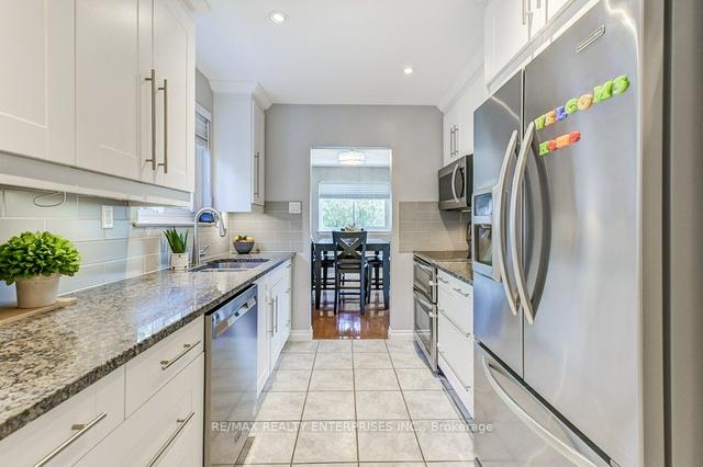 626 Tedwyn Dr, House semidetached with 3 bedrooms, 3 bathrooms and 3 parking in Mississauga ON | Image 36