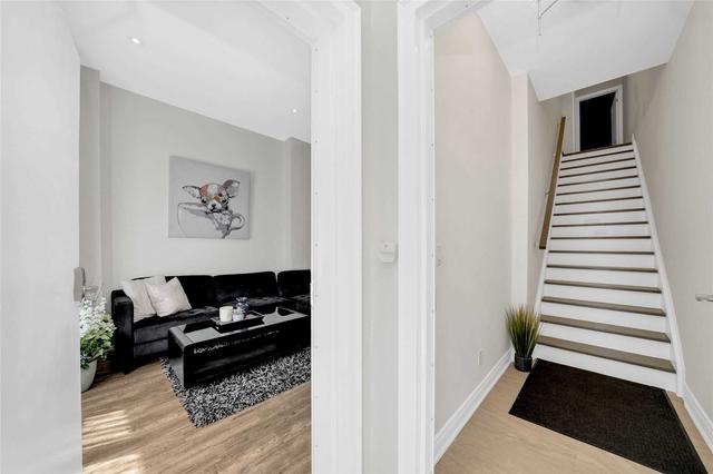 8 D'arcy St, House attached with 4 bedrooms, 3 bathrooms and 0 parking in Toronto ON | Image 34