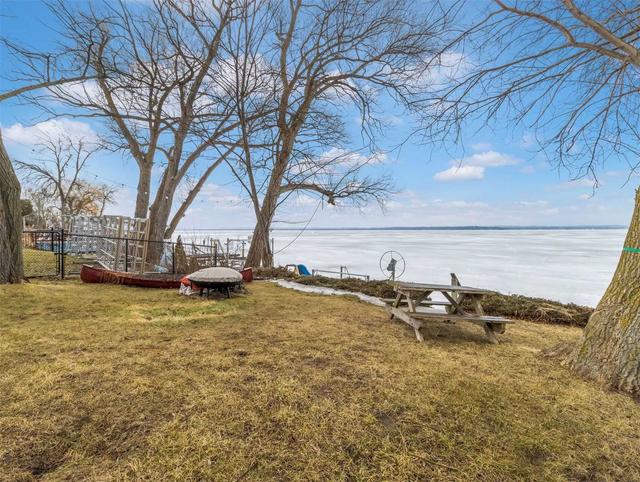 323 Lake Dr N, House detached with 3 bedrooms, 3 bathrooms and 13 parking in Georgina ON | Image 22