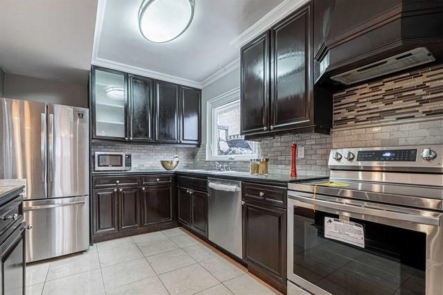 51 Franson Cres, House semidetached with 3 bedrooms, 3 bathrooms and 3 parking in Toronto ON | Image 27