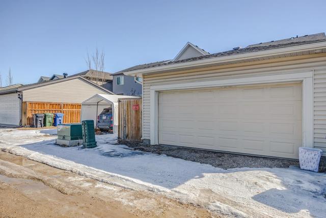 27 Legacy Crescent Se, House detached with 4 bedrooms, 3 bathrooms and 4 parking in Calgary AB | Image 32