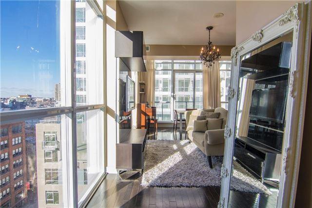 lph07 - 21 Nelson St, Condo with 1 bedrooms, 2 bathrooms and 1 parking in Toronto ON | Image 6