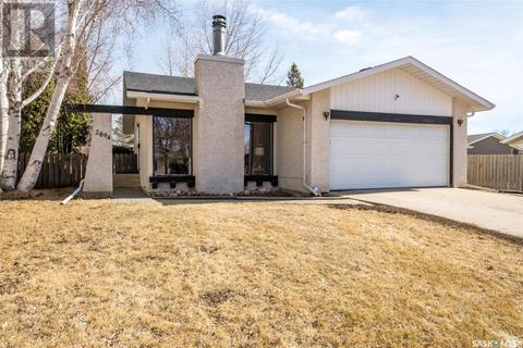 2894 Dunn Drive, House detached with 3 bedrooms, 3 bathrooms and null parking in Prince Albert SK | Card Image