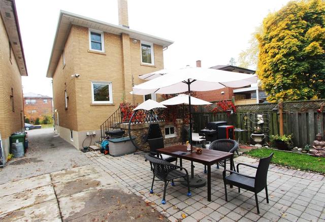 74 Thirteenth St, House detached with 3 bedrooms, 3 bathrooms and 4 parking in Toronto ON | Image 12