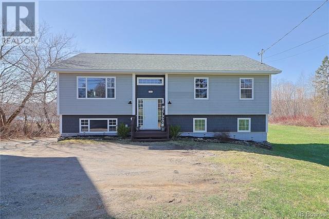 184 Sunset Drive, House detached with 6 bedrooms, 2 bathrooms and null parking in Fredericton NB | Image 1
