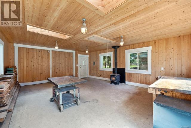 2 Spring Bay Rd, House detached with 2 bedrooms, 1 bathrooms and 7 parking in Powell River E BC | Image 39