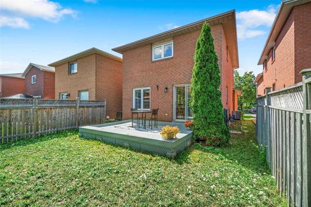 13 Salem Crt, House detached with 3 bedrooms, 2 bathrooms and 2 parking in Brampton ON | Image 18