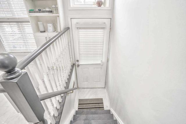 1 - 189 Galloway Rd, Townhouse with 2 bedrooms, 1 bathrooms and 2 parking in Toronto ON | Image 13
