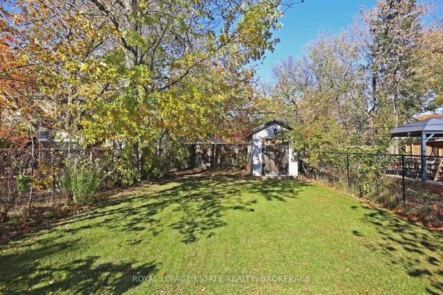37 Arcadian Circ, House detached with 2 bedrooms, 2 bathrooms and 2 parking in Toronto ON | Image 30