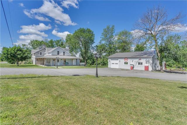 456 Millhaven Road, House detached with 4 bedrooms, 3 bathrooms and 10 parking in Loyalist ON | Image 3