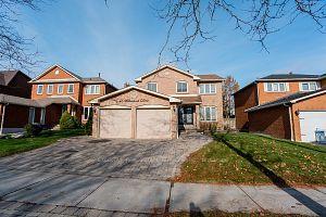 46 Willowbrook Dr, Whitby, ON, L1R1S6 | Card Image