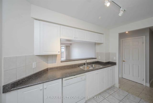 1001 - 442 Maple Ave, Condo with 2 bedrooms, 2 bathrooms and 1 parking in Burlington ON | Image 10