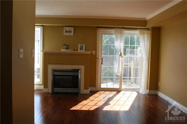 330 Quetico Private, Townhouse with 3 bedrooms, 3 bathrooms and 2 parking in Ottawa ON | Image 9
