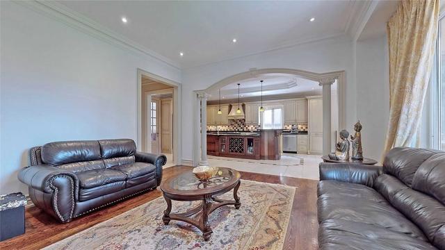 224 Wilfred Ave, House detached with 4 bedrooms, 5 bathrooms and 6 parking in Toronto ON | Image 37