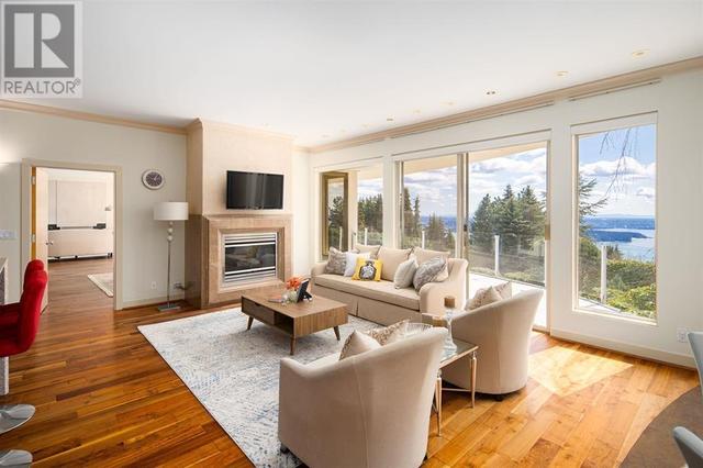 1407 Bramwell Road, House detached with 5 bedrooms, 6 bathrooms and 5 parking in West Vancouver BC | Image 8