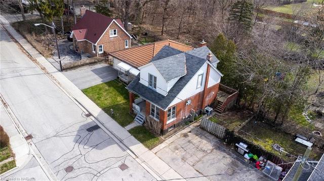 82 Chestnut Avenue, House detached with 3 bedrooms, 1 bathrooms and 2 parking in Brantford ON | Image 25