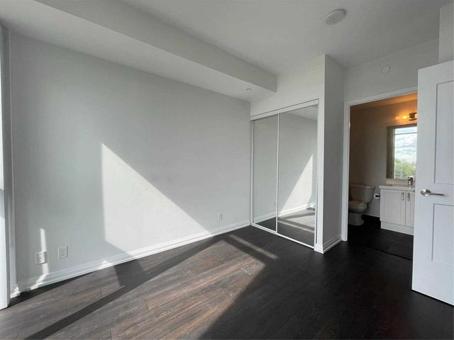 305 - 7895 Jane St, Condo with 2 bedrooms, 2 bathrooms and 1 parking in Vaughan ON | Image 4
