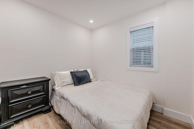 218 Rosslyn Ave S, House detached with 2 bedrooms, 2 bathrooms and 2 parking in Hamilton ON | Image 5