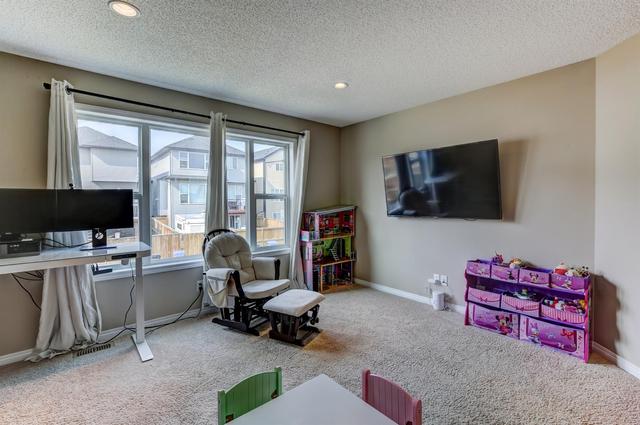 29 Sage Valley Road Nw, House detached with 3 bedrooms, 2 bathrooms and 2 parking in Calgary AB | Image 17