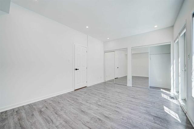 th2 - 11 Niagara St, Townhouse with 3 bedrooms, 2 bathrooms and 1 parking in Toronto ON | Image 11