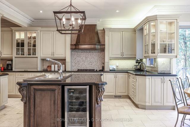 82 Munro Blvd, House detached with 5 bedrooms, 6 bathrooms and 6 parking in Toronto ON | Image 39