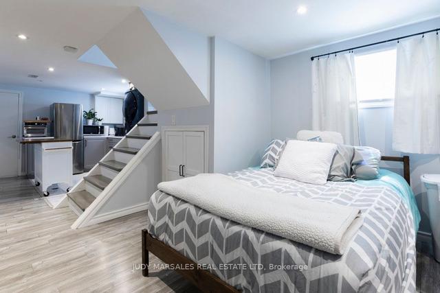 214 East 33rd St, House detached with 3 bedrooms, 2 bathrooms and 2 parking in Hamilton ON | Image 25
