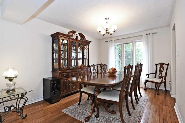 175 Romfield Crct, House detached with 4 bedrooms, 2 bathrooms and 4 parking in Markham ON | Image 39