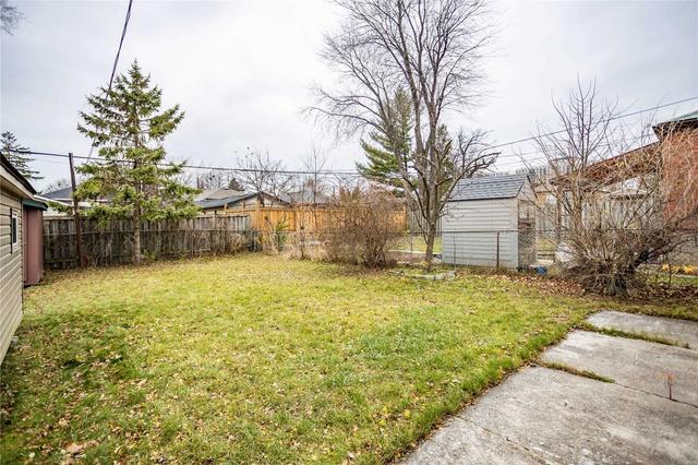 20 Lewiston Rd, House detached with 3 bedrooms, 1 bathrooms and 4 parking in Toronto ON | Image 22