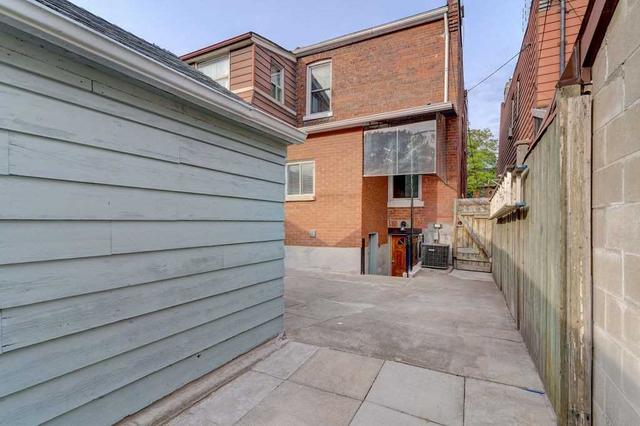 324 Brock Ave, House semidetached with 5 bedrooms, 3 bathrooms and 1 parking in Toronto ON | Image 33