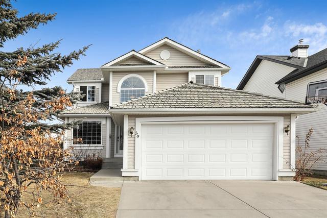 39 Valley Glen Heights Nw, House detached with 4 bedrooms, 3 bathrooms and 2 parking in Calgary AB | Image 1
