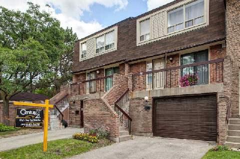 th10 - 30 Sandhurst Circ, Townhouse with 3 bedrooms, 2 bathrooms and 1 parking in Toronto ON | Image 1