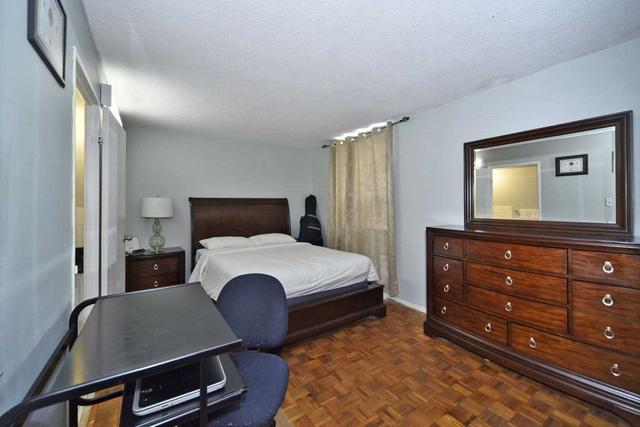 1205 - 45 Sunrise Ave, Condo with 3 bedrooms, 2 bathrooms and 2 parking in Toronto ON | Image 21
