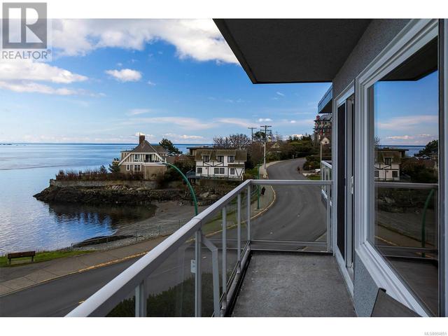 302 - 1270 Beach Dr, Condo with 2 bedrooms, 1 bathrooms and null parking in Oak Bay BC | Image 18