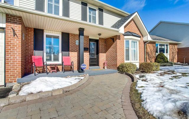 49 Burden Cres, House detached with 3 bedrooms, 3 bathrooms and 5 parking in Ajax ON | Image 23