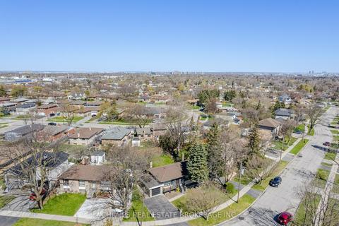 98 Stavely Cres, Toronto, ON, M9W2C8 | Card Image
