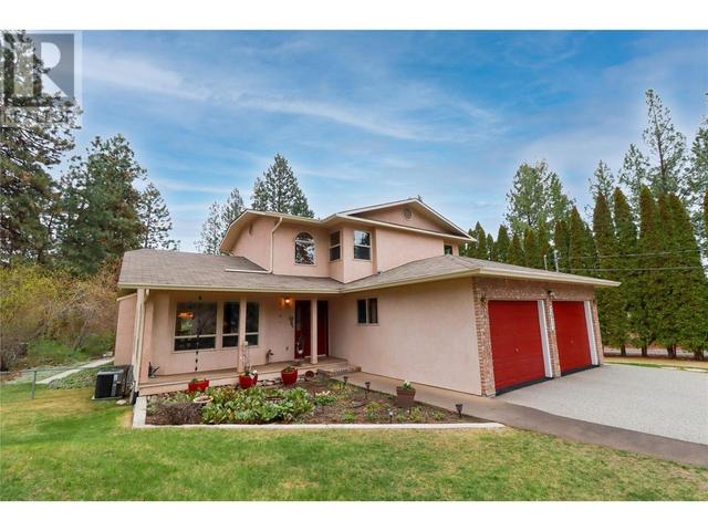 3613 Forsyth Drive, House detached with 3 bedrooms, 2 bathrooms and 2 parking in Okanagan Similkameen F BC | Image 1