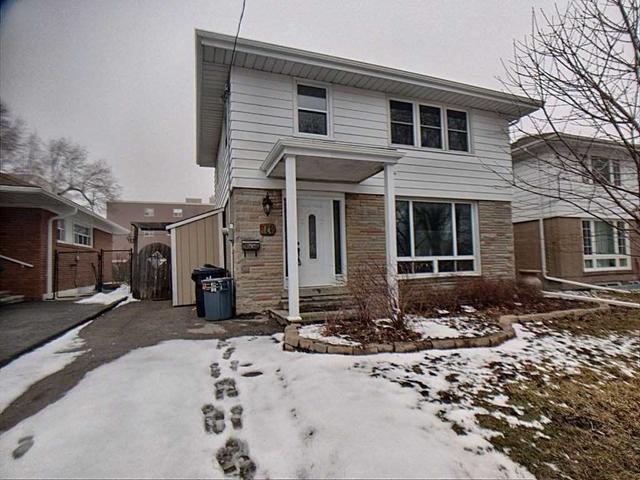 16 Mooregate Ave, House detached with 3 bedrooms, 1 bathrooms and 3 parking in Toronto ON | Image 7