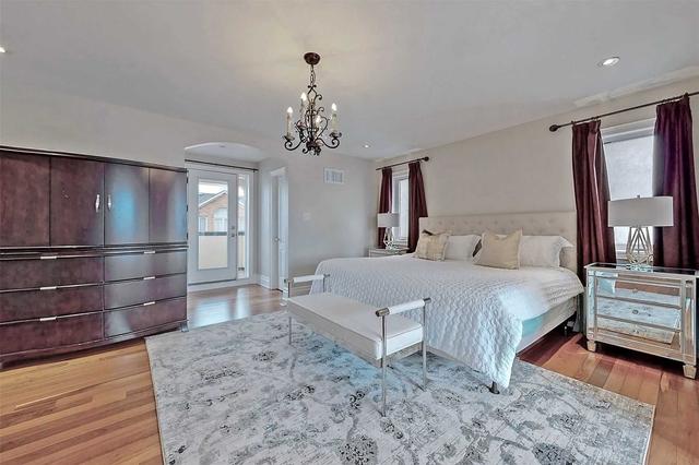 48 Gesher Cres, House detached with 4 bedrooms, 5 bathrooms and 6 parking in Vaughan ON | Image 3