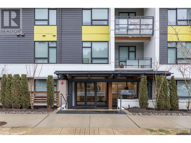 316 - 3038 St George Street, Condo with 2 bedrooms, 2 bathrooms and 1 parking in Port Moody BC | Image 1