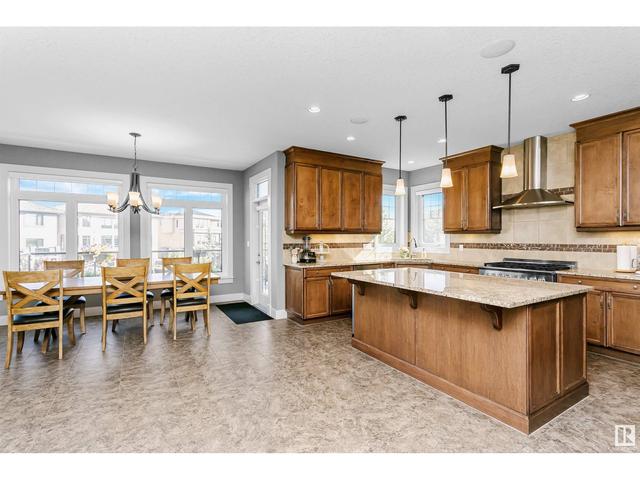 620 Windermere Co Nw, House detached with 4 bedrooms, 4 bathrooms and 6 parking in Edmonton AB | Image 3