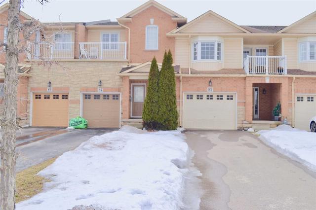 82 Whitefish Cres, House attached with 3 bedrooms, 3 bathrooms and 2 parking in Hamilton ON | Image 1