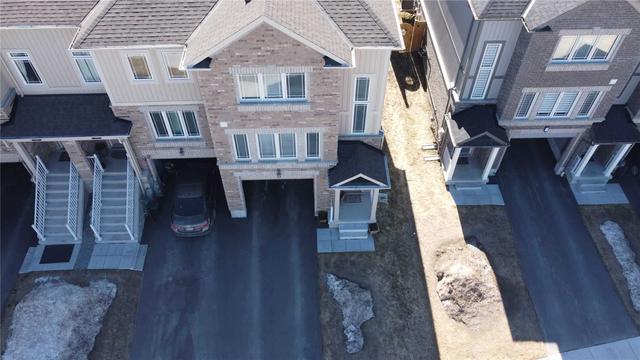 99 Frank's Way, House attached with 3 bedrooms, 2 bathrooms and 3 parking in Barrie ON | Image 23
