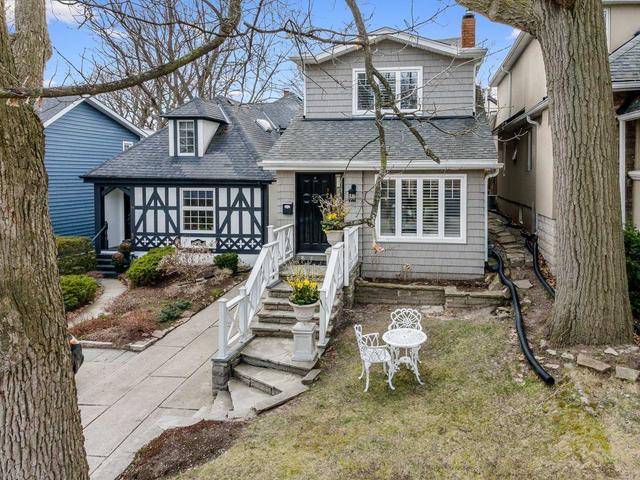 30 Fallingbrook Rd, House detached with 3 bedrooms, 4 bathrooms and 1 parking in Toronto ON | Image 1