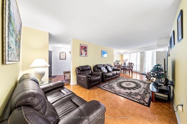 405 - 150 Neptune Dr, Condo with 3 bedrooms, 2 bathrooms and 1 parking in Toronto ON | Image 38